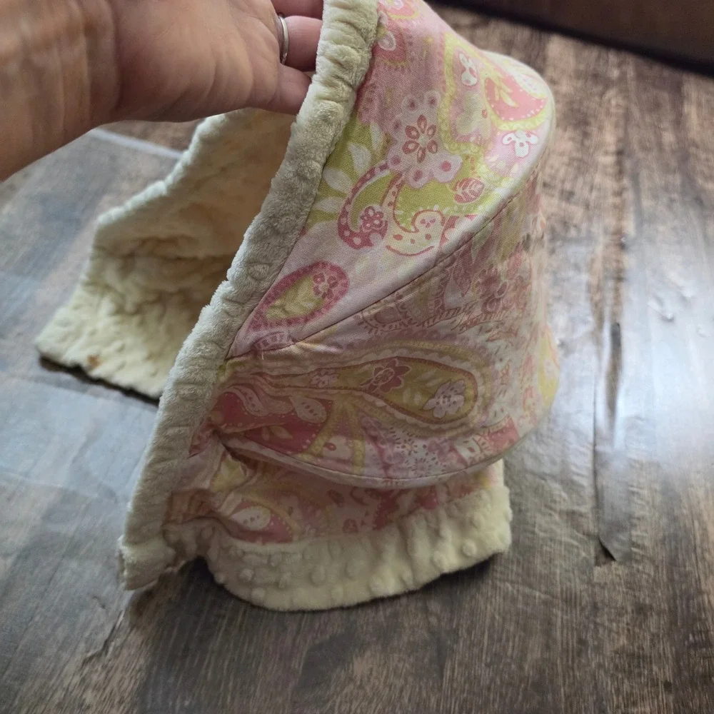 BELLA BABY COMPANY Car Seat Canopy Kids Pink Paisley Minky Dot Lining